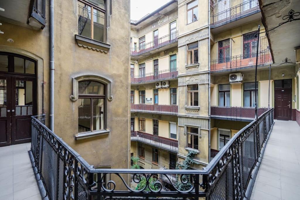 Klauzal Garden City Apartments Budapest Ngoại thất bức ảnh
